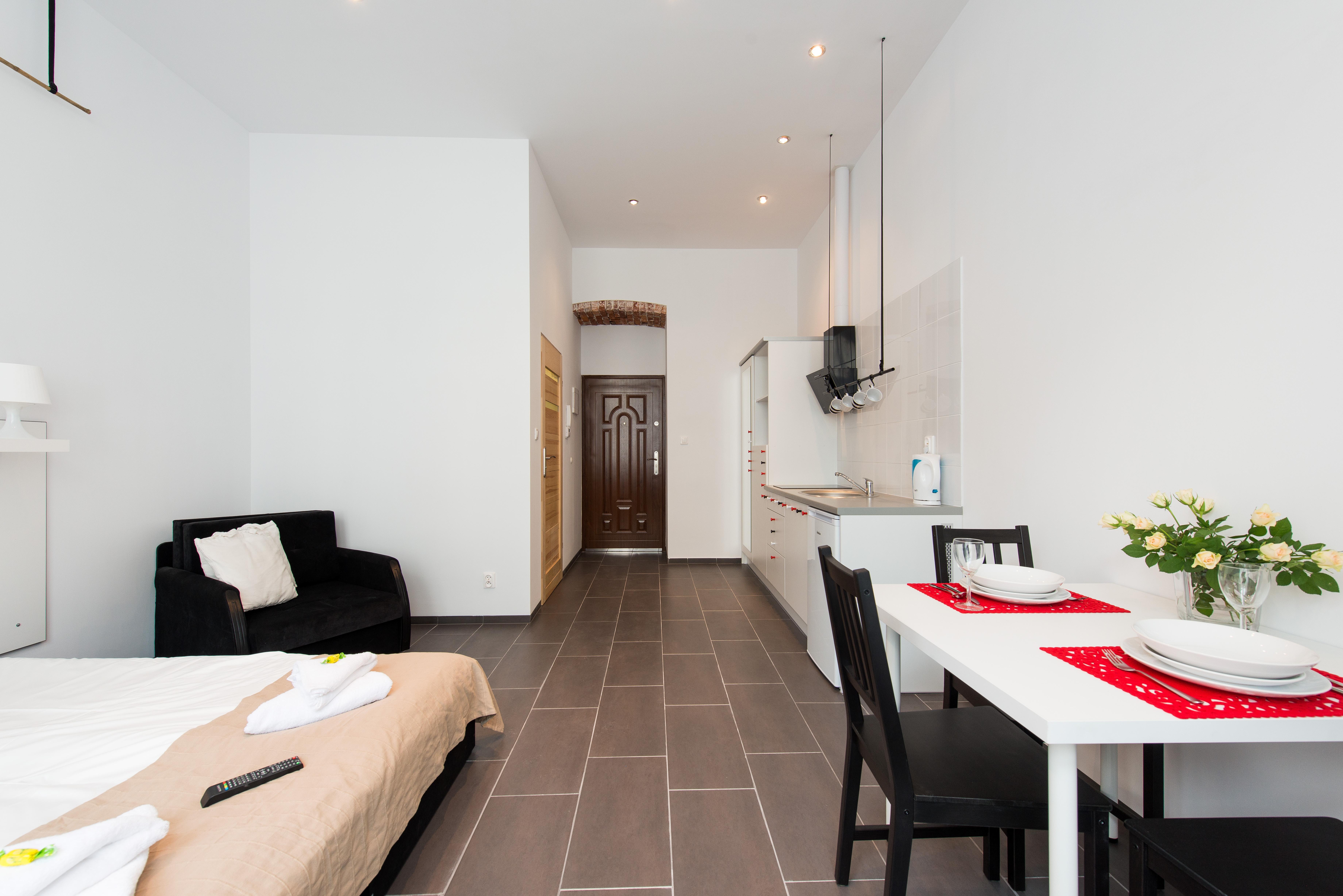 Happy Tower Aparthotel Krakow Exterior photo