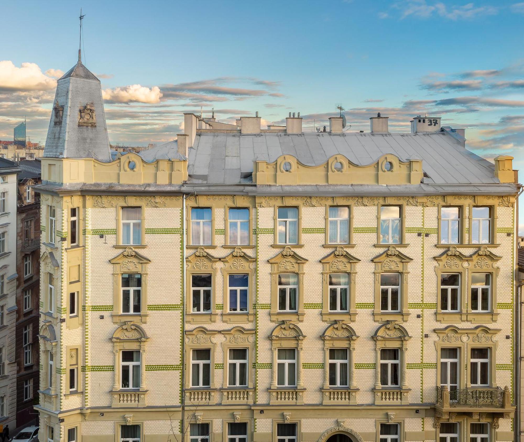 Happy Tower Aparthotel Krakow Exterior photo