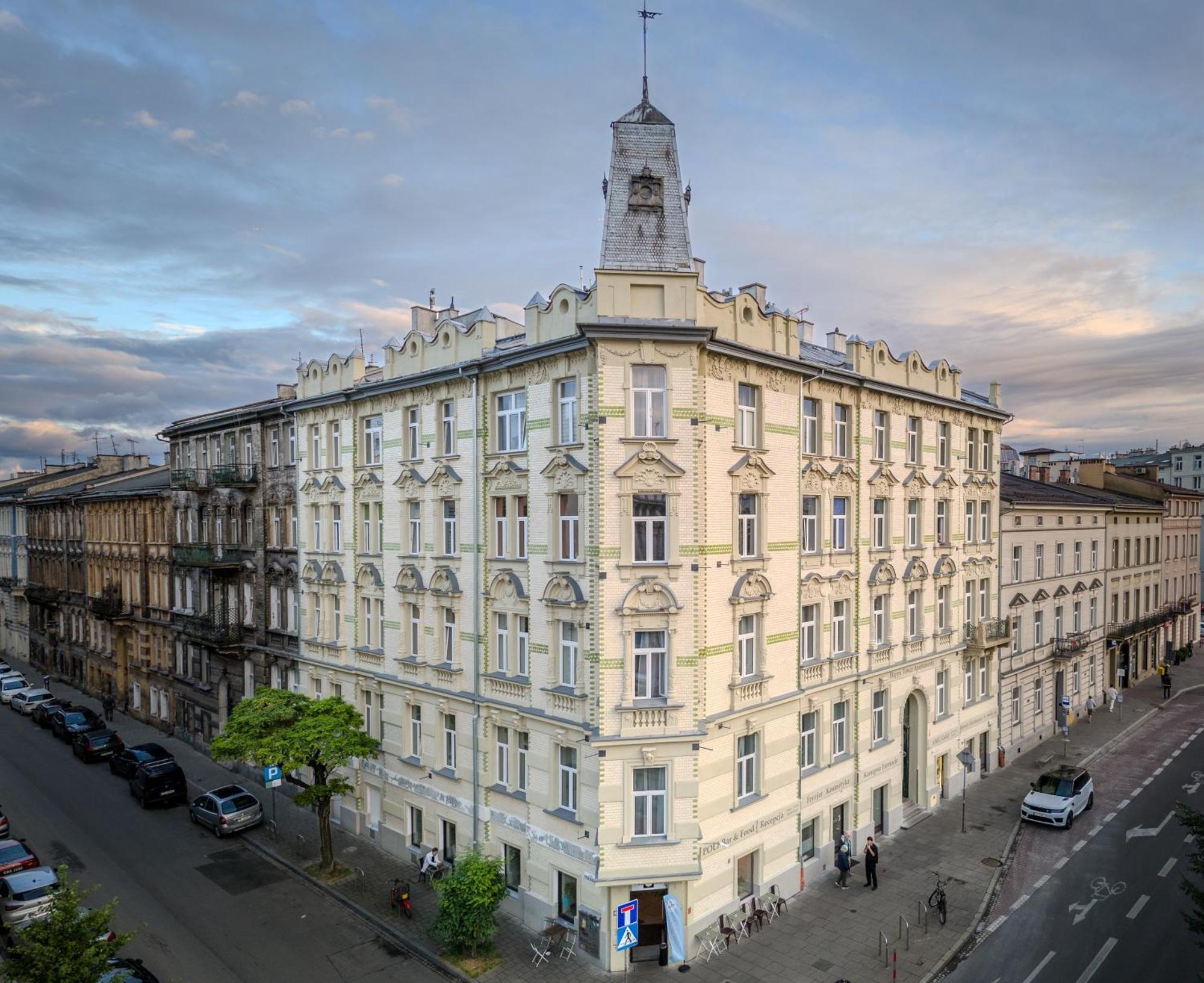 Happy Tower Aparthotel Krakow Exterior photo